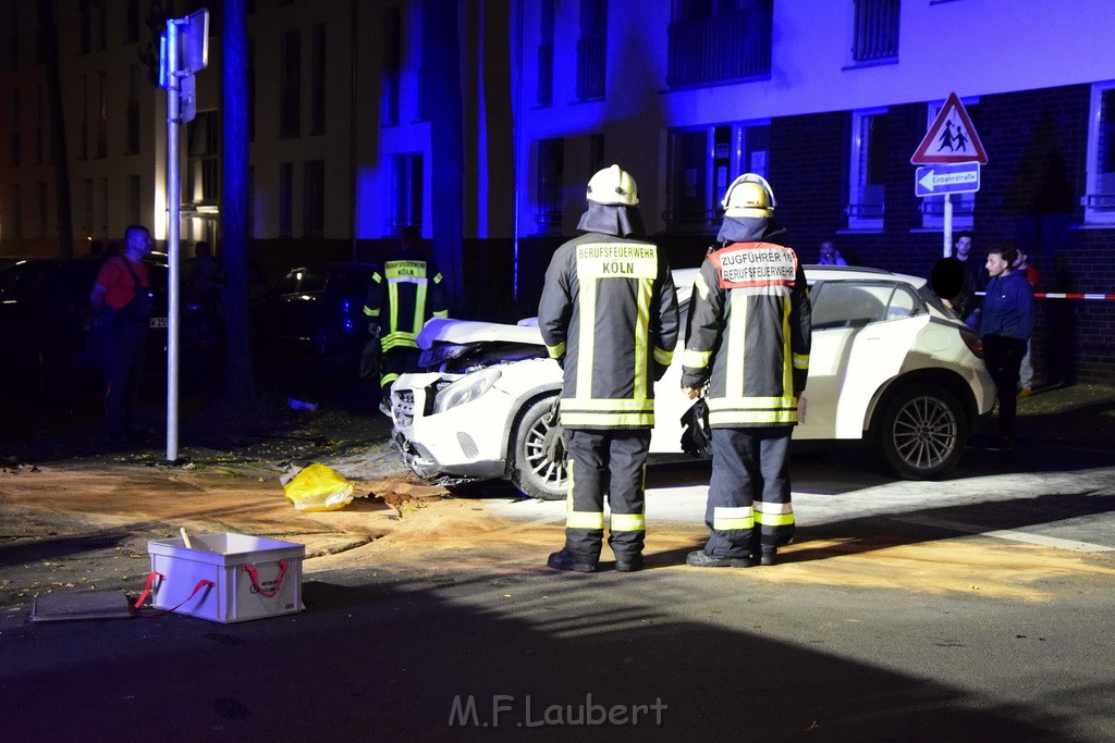 VU Auto 1 Koeln Kalk Remscheiderstr Falckensteinstr P086.JPG - Miklos Laubert